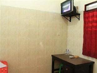 Tri Star Homestay Madiun Eksteriør billede